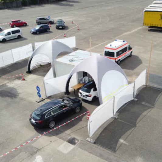 Schnelleinsatzzelt Gybe Humanity Tent Emergency im Einsatz / DRK Corona Test Station
